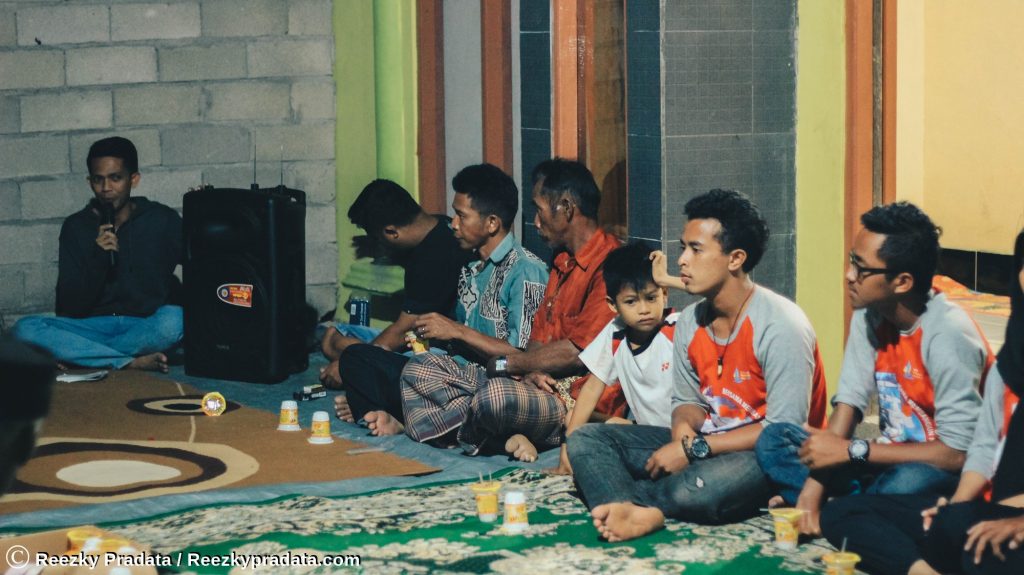 Temu warga Maradapan dengan tim ENJ UGM 2017