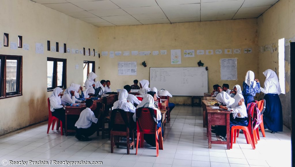 Kondisi dalam Sekolah Maradapan